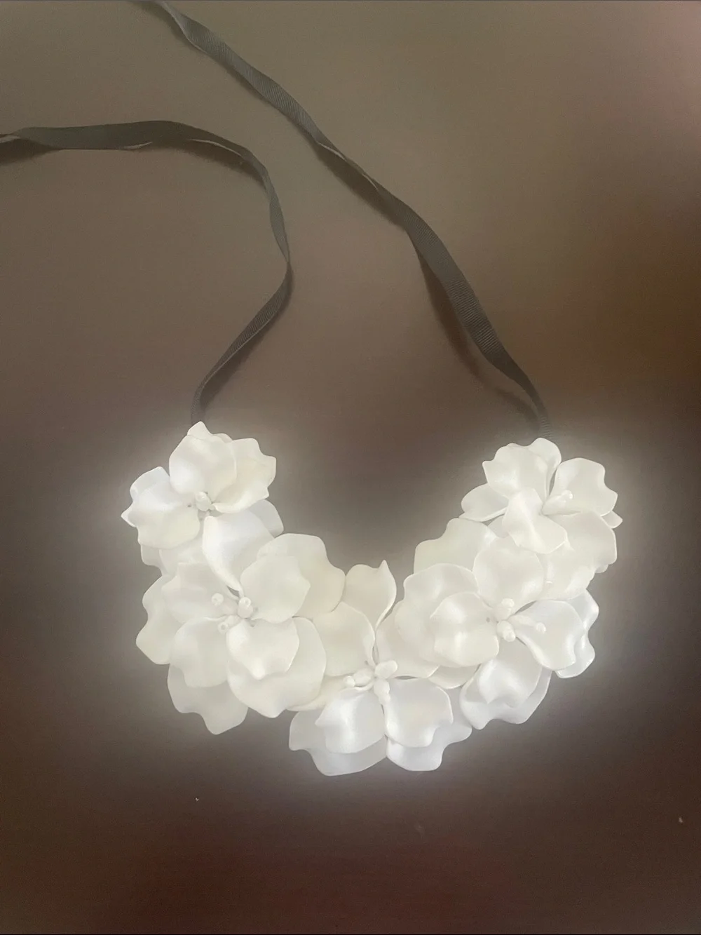 White Floral Ribbon Tie Necklace - Women Jewelry